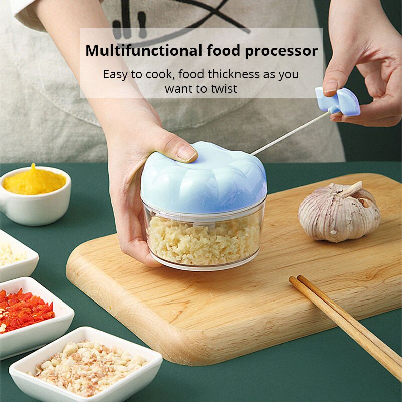 Kitchen Gadgets Garlic - เครื่องบดกระเทียมแบบมือหมุน สีฟ้า/ชมพู 1 ชิ้น สำหรับใช้ในครัวเรือน บดกระเทียมสับละเอียด