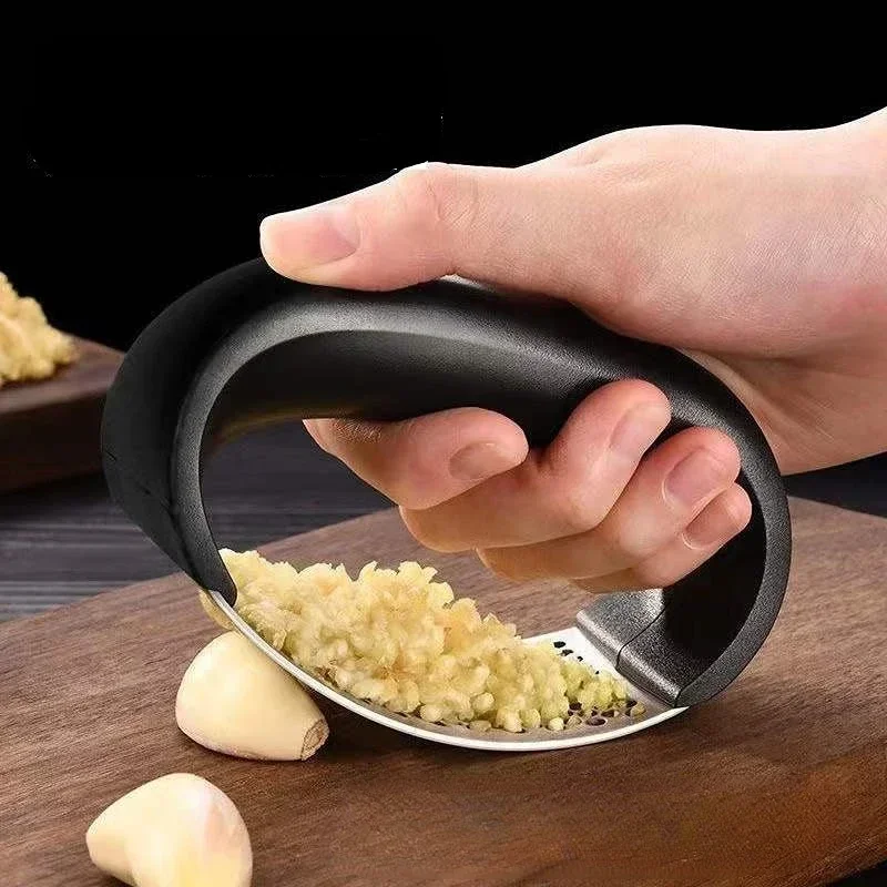 เครื่องบดสับกระเทียมแบบมือหมุน - Kitchen Gadgets Garlic บทวิจารณ์และราคา