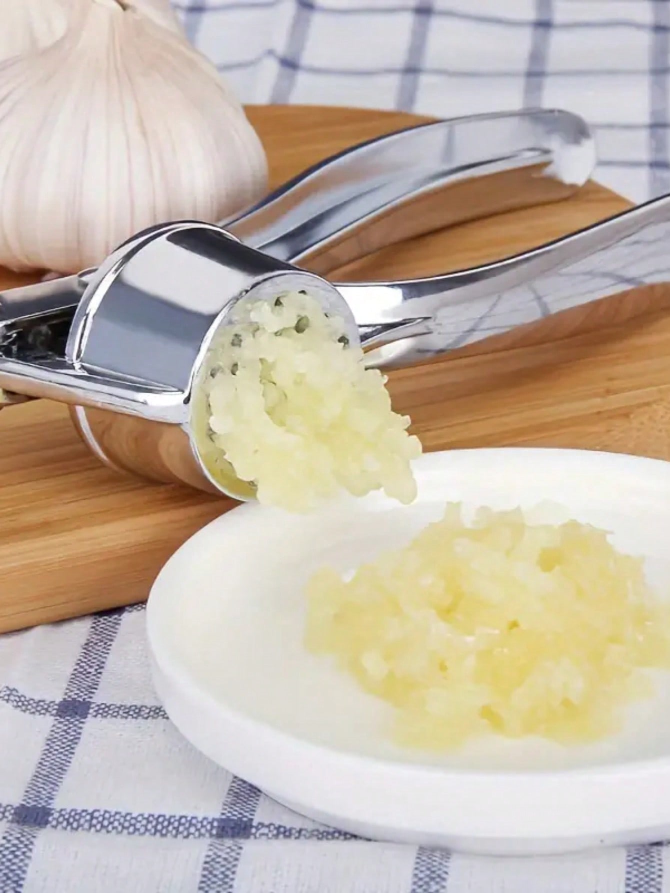 เครื่องบดกระเทียมสแตนเลสแบบกดม - Kitchen Gadgets Garlic บทวิจารณ์และราคา